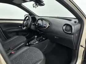Toyota Aygo (2022) thumbnail 6