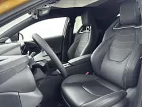 Toyota C-HR (2024) thumbnail 17