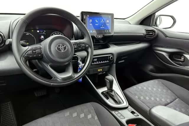 Toyota Yaris (2026) thumbnail 6