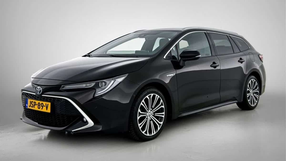 Toyota Corolla_Touring_Sports (2021) — foto 1
