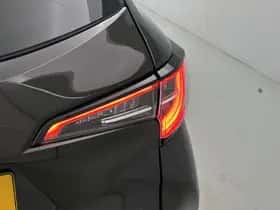 Toyota Corolla_Touring_Sports (2021) thumbnail 38