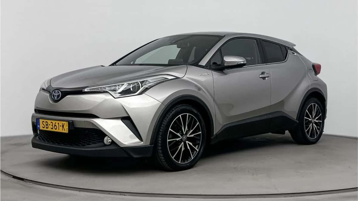 Toyota C-HR (2018) — foto 1