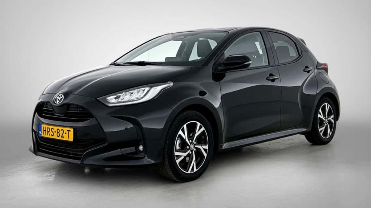Toyota Yaris (2025) — foto 1
