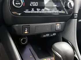 Toyota Yaris (2025) thumbnail 18