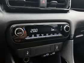 Toyota Yaris (2025) thumbnail 9