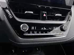 Toyota Corolla_Touring_Sports (2025) thumbnail 10