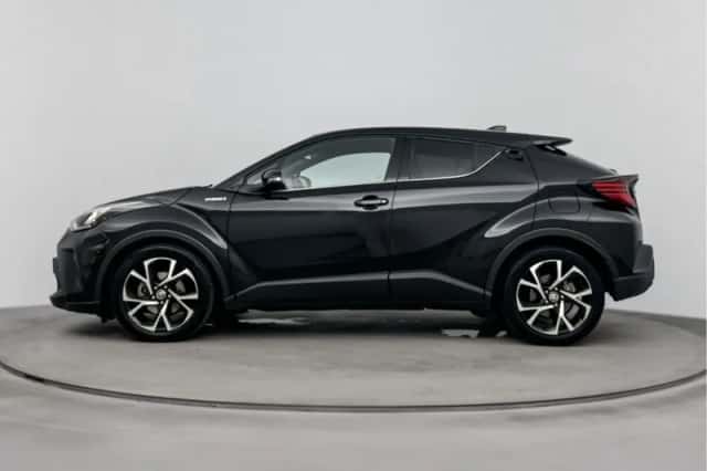 Toyota C-HR (2020) thumbnail 3
