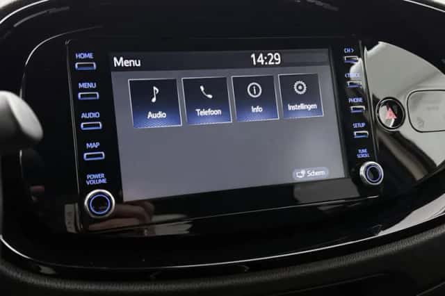 Toyota Aygo (2022) thumbnail 5