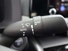 Toyota C-HR (2026) thumbnail 9