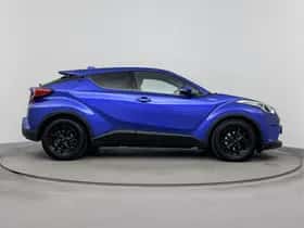 Toyota C-HR (2018) thumbnail 11