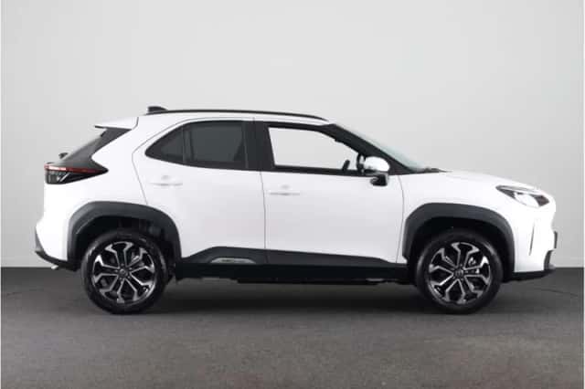 Toyota Yaris_Cross (2026) thumbnail 3