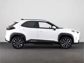 Toyota Yaris_Cross (2026) thumbnail 3