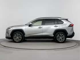 Toyota RAV4 (2024) thumbnail 3