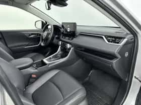 Toyota RAV4 (2024) thumbnail 6