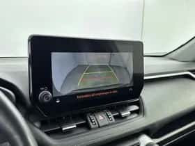 Toyota RAV4 (2024) thumbnail 8