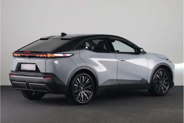 Toyota C-HR+ (2026) thumbnail 2