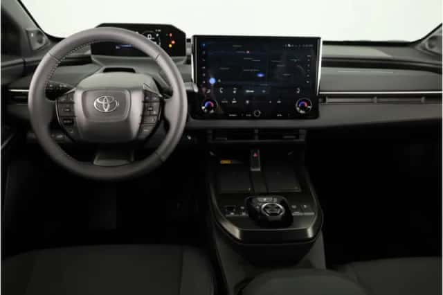 Toyota C-HR+ (2026) thumbnail 4