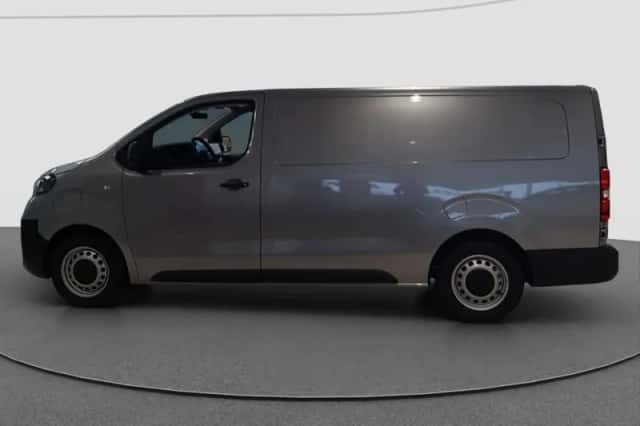 Toyota Proace (2025) thumbnail 3