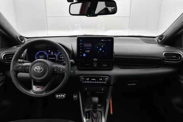 Toyota Yaris (2026) thumbnail 5