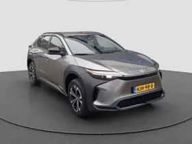 Toyota bZ4X (2025) thumbnail 1