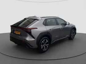Toyota bZ4X (2025) thumbnail 10