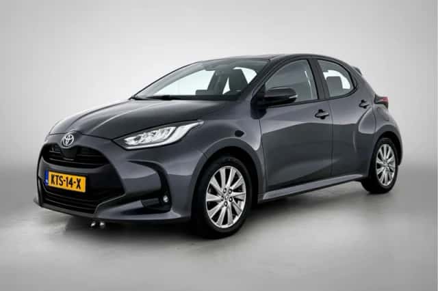 Toyota Yaris (2023) thumbnail 1