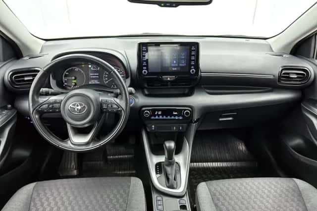 Toyota Yaris (2023) thumbnail 5
