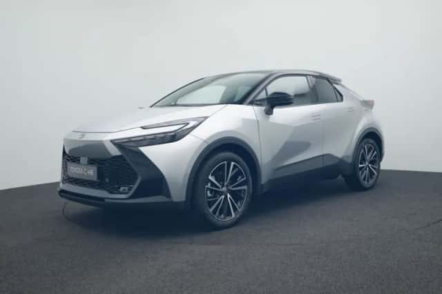 Toyota C-HR (2026) thumbnail 1