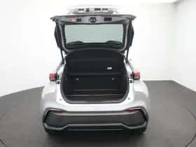 Toyota C-HR (2026) thumbnail 23