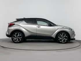 Toyota C-HR (2019) thumbnail 11