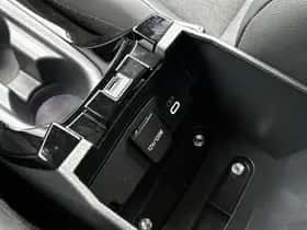 Toyota Corolla_Touring_Sports (2025) thumbnail 24