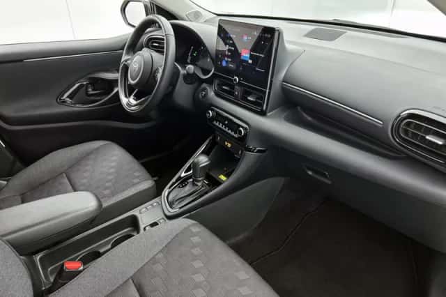 Toyota Yaris (2025) thumbnail 6