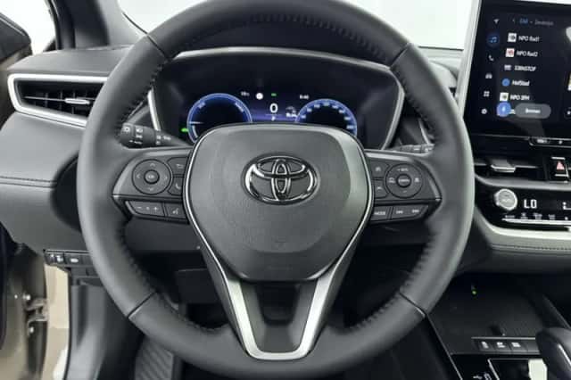 Toyota Corolla_Cross (2026) thumbnail 3
