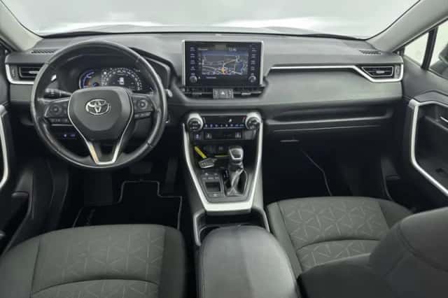 Toyota RAV4 (2019) thumbnail 4