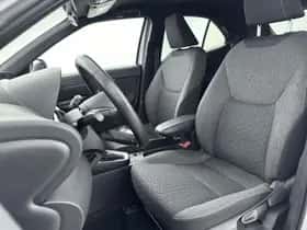 Toyota Yaris_Cross (2024) thumbnail 13