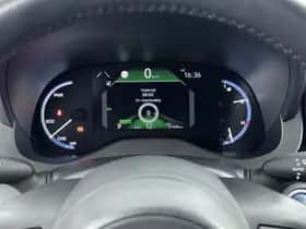 Toyota Yaris_Cross (2024) thumbnail 5