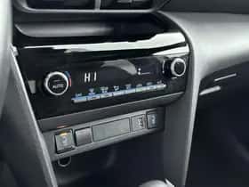 Toyota Yaris_Cross (2024) thumbnail 8