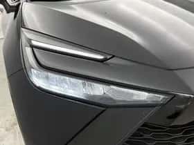 Toyota C-HR (2024) thumbnail 29