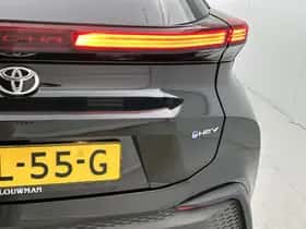 Toyota C-HR (2024) thumbnail 30