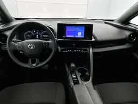 Toyota C-HR (2024) thumbnail 4