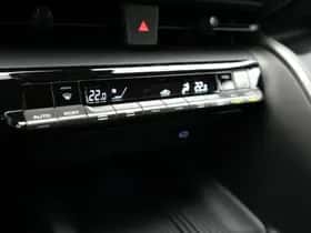 Toyota C-HR (2026) thumbnail 29