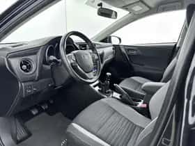 Toyota Auris (2017) thumbnail 28