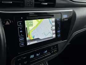 Toyota Auris (2017) thumbnail 8