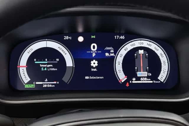 Toyota Corolla_Touring_Sports (2025) thumbnail 5
