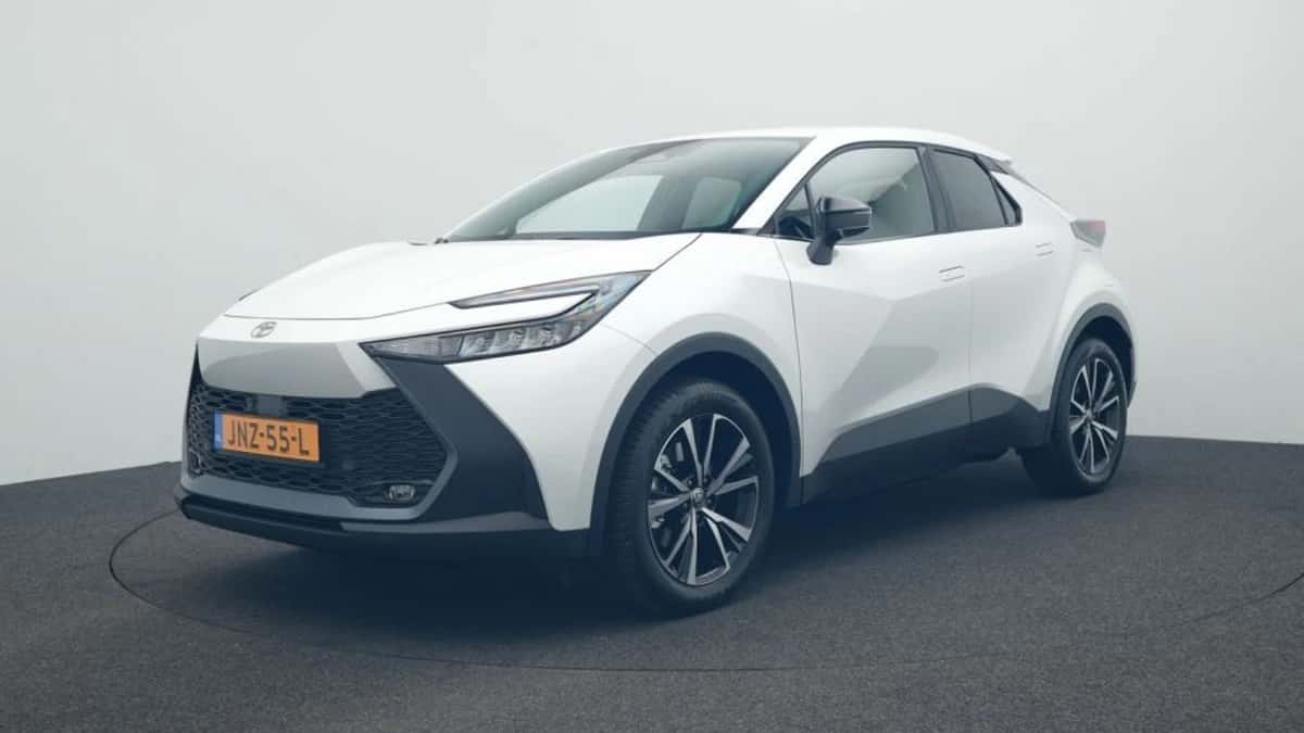 Toyota C-HR (2025) — foto 1