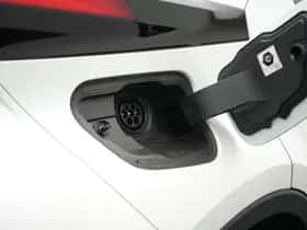 Toyota C-HR (2025) thumbnail 51