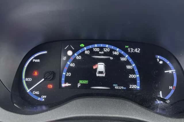Toyota Yaris_Cross (2021) thumbnail 5