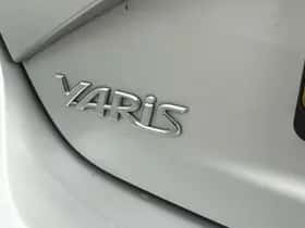 Toyota Yaris (2019) thumbnail 18