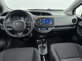 Toyota Yaris (2019) thumbnail 4