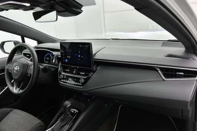 Toyota Corolla_Touring_Sports (2025) thumbnail 6